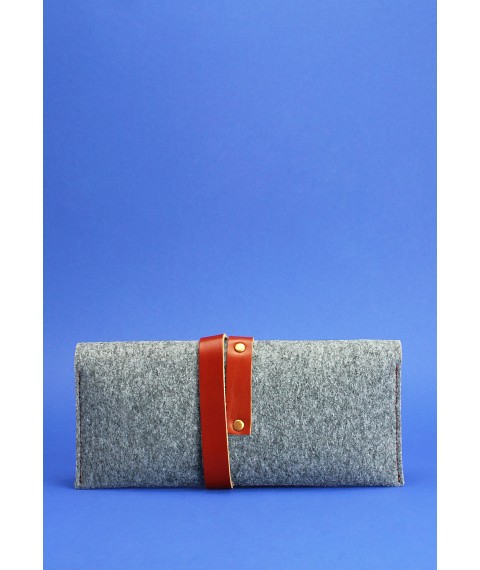 Travel case 1.0 made of felt with brown leather inserts