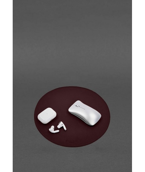 Round mouse pad made of genuine leather, burgundy crust