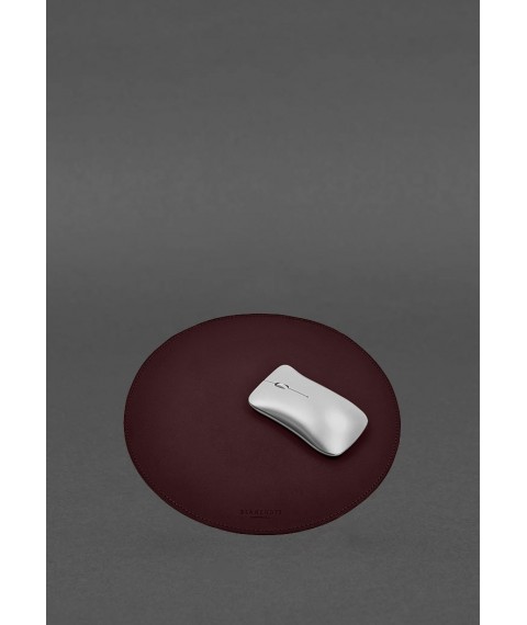 Round mouse pad made of genuine leather, burgundy crust