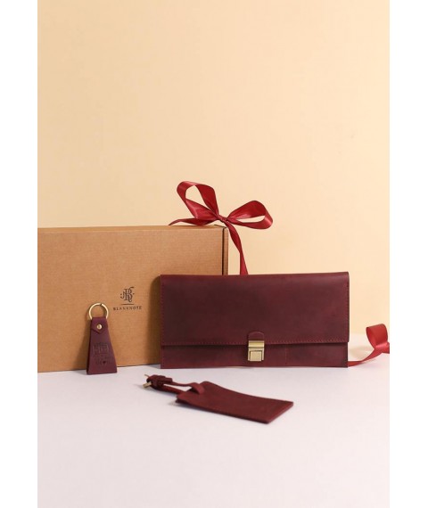 A set of leather accessories for the traveler Verona