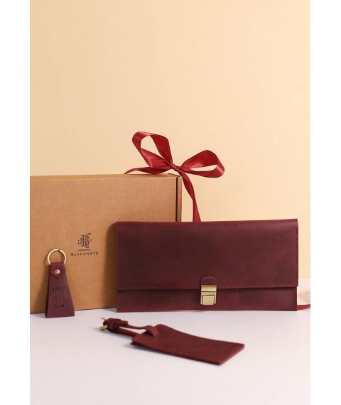 A set of leather accessories for the traveler Verona