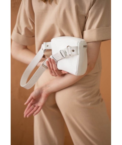 Leather belt bag white